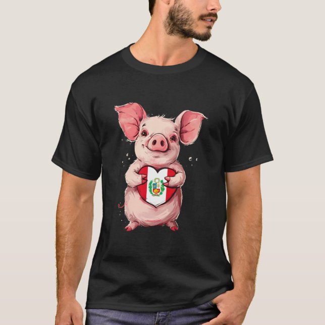 Peru Flag Cute Pig Heart Peruvian Pride Peruvian R T-Shirt (Front)