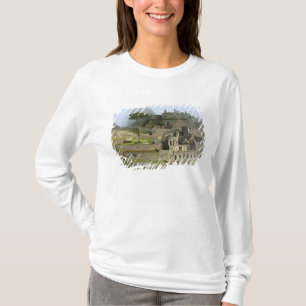 Peru, Machu Picchu. The ancient citadel of T-Shirt