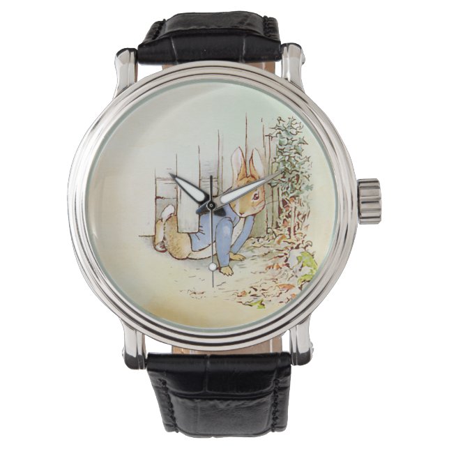 Peter Rabbit   Round Clock Watch (Front)