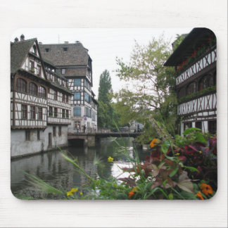 petite france mousepad
