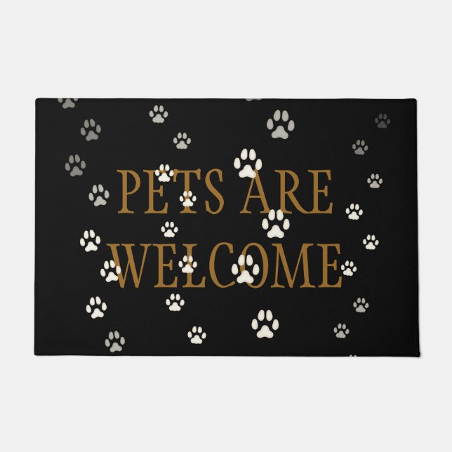 "Pets Are Welcome" Cats & Dogs Pawprints Black Doormat (Front)