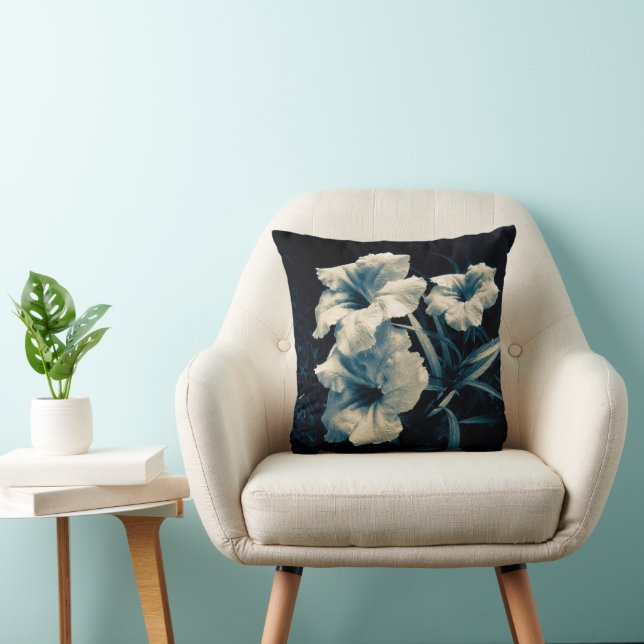 Petunia Sculpture Cushion (Chair)