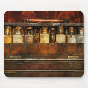 Pharmacy - Veterinarian - Travelling pet medicine Mouse Mat