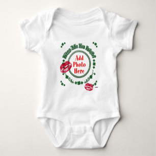 PHOTO Kiss Me I'm Irish - Green Circle Kiss Mark Baby Bodysuit