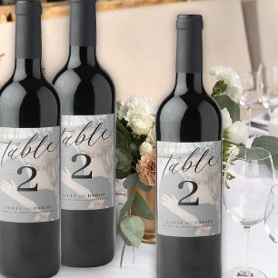 Photo modern elegant black and white table number wine label