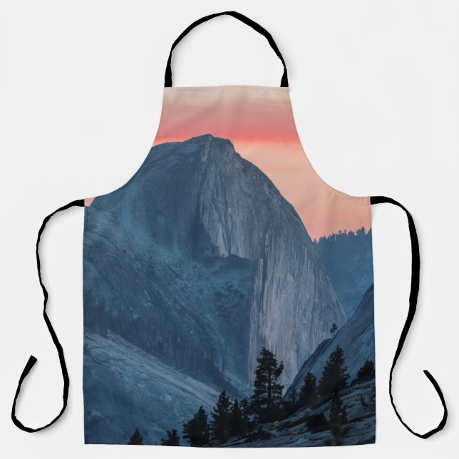 PHOTO OF MOUNTAIN DURING GOLDEN HOUR APRON (Front)