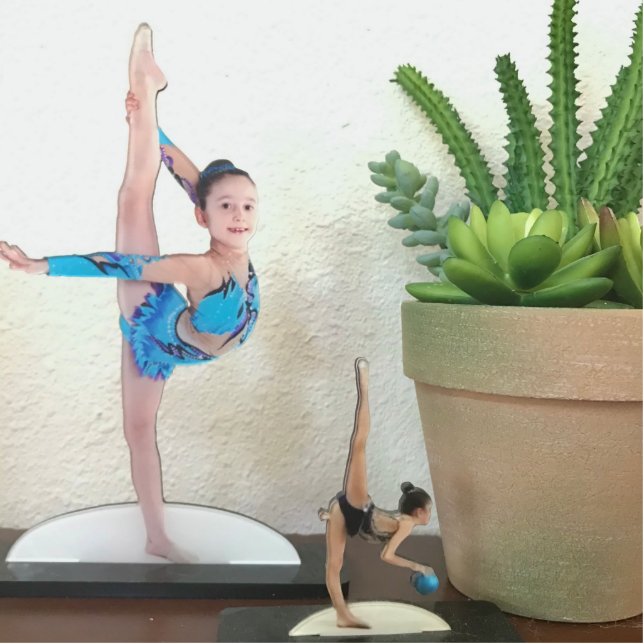 Photo Statue Sculptures turn photo into statue 2x3 Standing Photo Sculpture (Front)