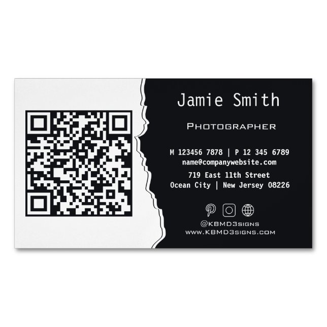  Photographer White & Black Business Magnetic Card (Front)