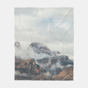 PHOTOGRAPHY OF MOUNTAIN RANGE DURING DAYTIME FLEECE BLANKET
