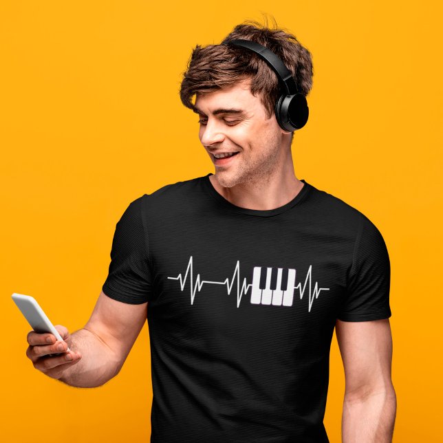 Piano Heartbeat Keyboard Vintage Pianists Musician T-Shirt (Creator Uploaded)