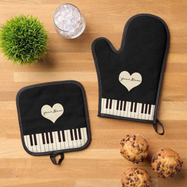 Piano Keys Heart Personalised Text Oven Mitt & Pot Holder Set (Top Down)
