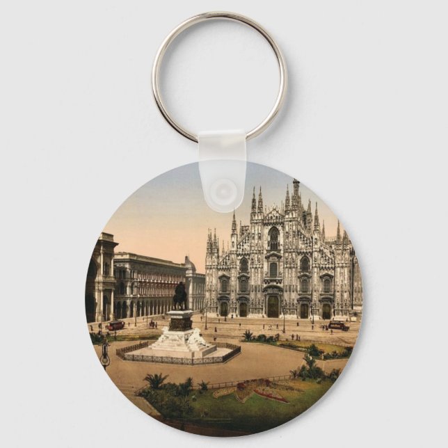 Piazza of the cathedral, Milan, Italy classic Phot Key Ring (Front)