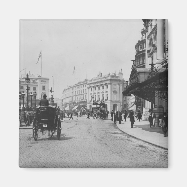 Piccadilly Circus Magnet (Front)