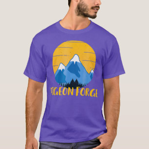 Pigeon Forge Tennessee  Hiking Mountains T-Shirt