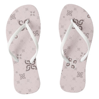 piggy pink geometric flip flops