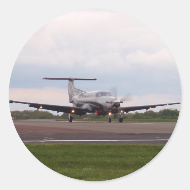 Pilatus PC 12 Classic Round Sticker (Front)