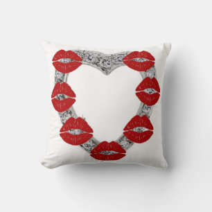 Pillow Diamond Heart With Kisses