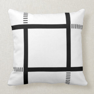 Pillow - "Quadra" - Black and white