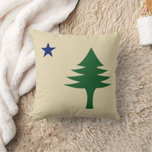 Pine tree and star 1901 flag of Maine State Cushion