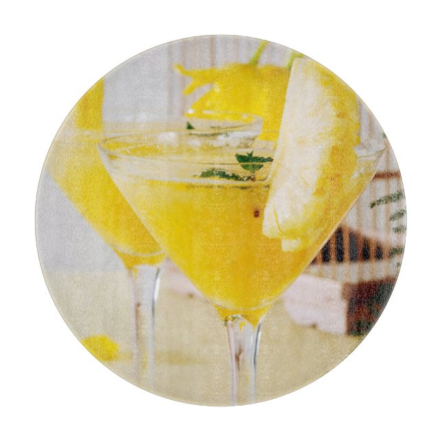 Pineapple and ginger Fresca cocktail Cutting Board (Front)