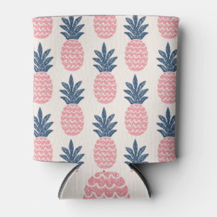 Pineapple fun: vintage seamless pattern. can cooler