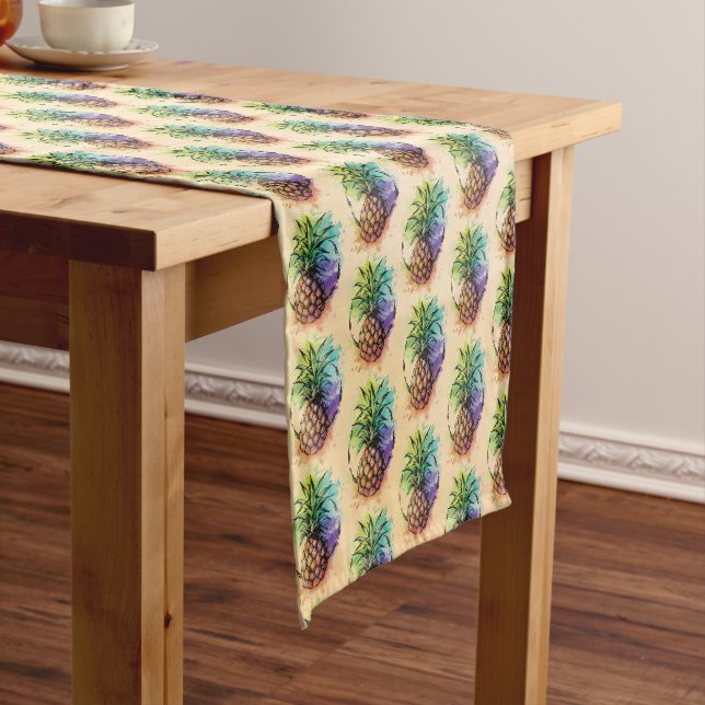 Pineapple Long Table Runner (In Situ)