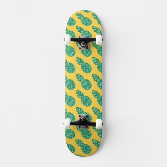 Pineapple Pattern Skateboard (Front)