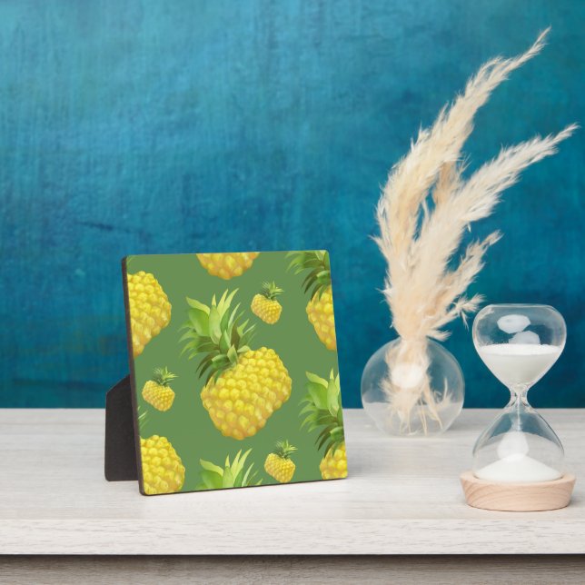 Pineapple Plaque (Insitu)