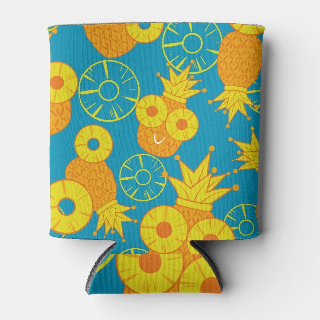 Pineapple Rings: Doodle Cartoon Vintage. Can Cooler (Front)
