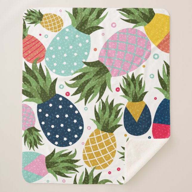 Pineapple seamless pattern illustration, colourful sherpa blanket (Front)