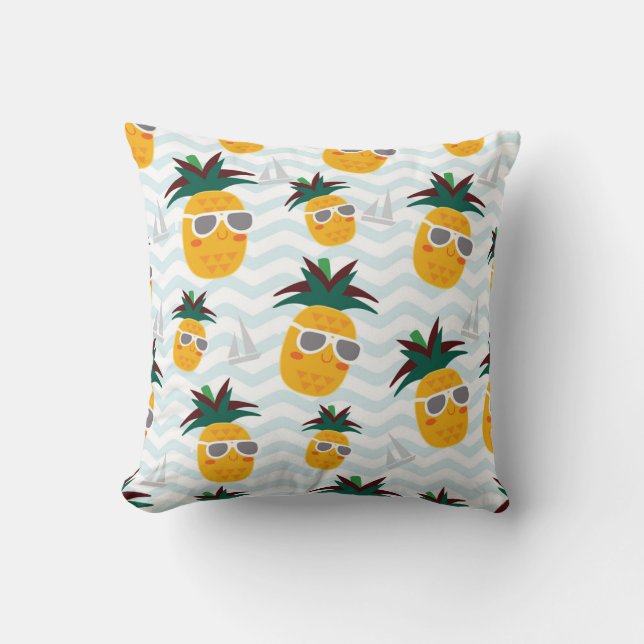 Pineapples, boat: cute ocean pattern. cushion (Front)