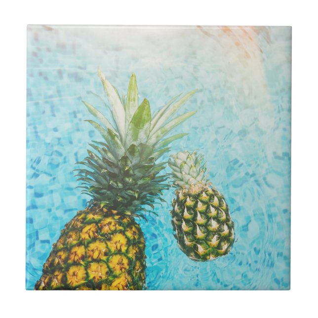 Pineapples in Swimming Pool Tile (Front)