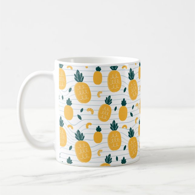 Pineapples seamless pattern coffee mug (Left)