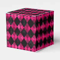 Pink and Black Argyle Party Favour Box