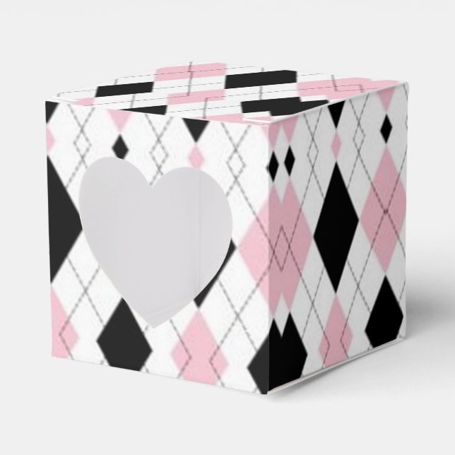 Pink and Black Argyle Pattern Heart Favour Box (Front Side)