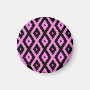 Pink and black diamond pattern magnet