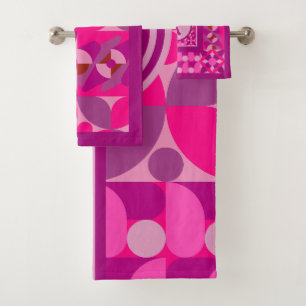 Pink and Burgundy Geometric Bauhaus Style Bath Towel Set