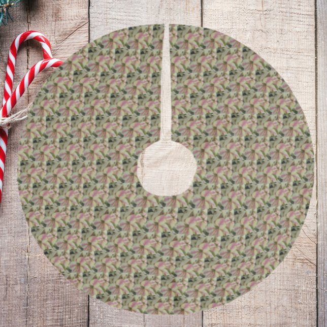 Pink and Cream Variegated Poinsettia Pattern Brushed Polyester Tree Skirt (In Situ)