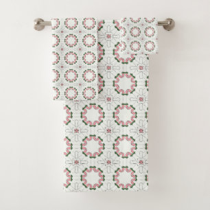 Pink and green geometric patterned  bath towel set