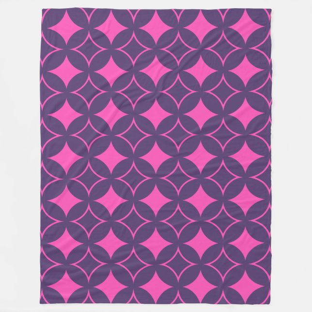 Pink and purple shippo fleece blanket (Front)