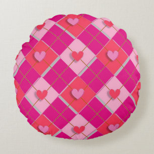 Pink And Red Argyle Hearts Round Cushion