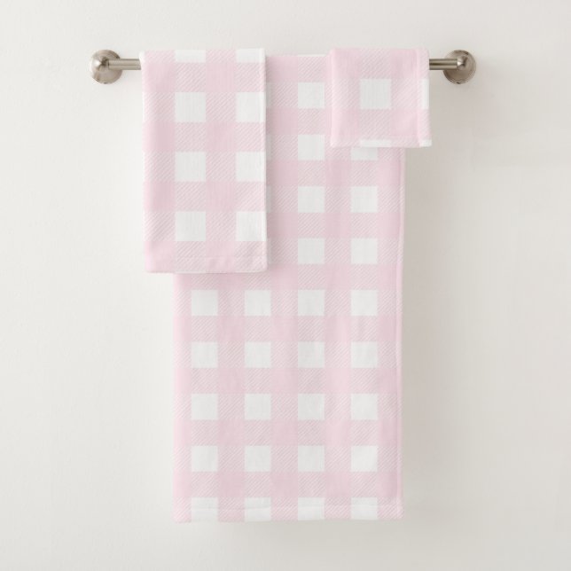 Pink and White Buffalo Checks Plaid Bath Towel Set (Insitu)