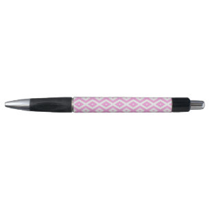 Pink and white diamond pattern