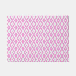 Pink and white diamond pattern doormat
