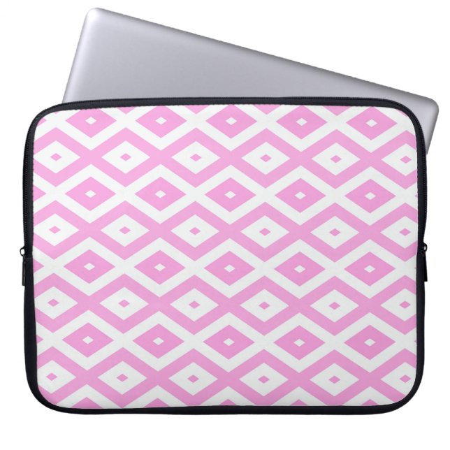Pink and white diamond pattern laptop sleeve (Front)