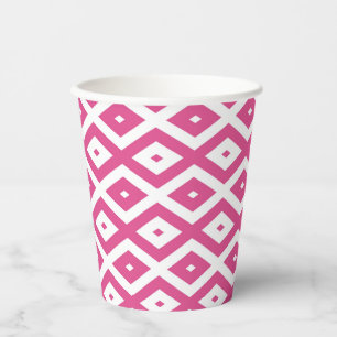 Pink and white diamond pattern paper cups