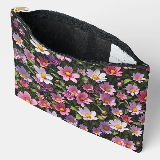 Pink and white flower garden accessory pouch (Open)