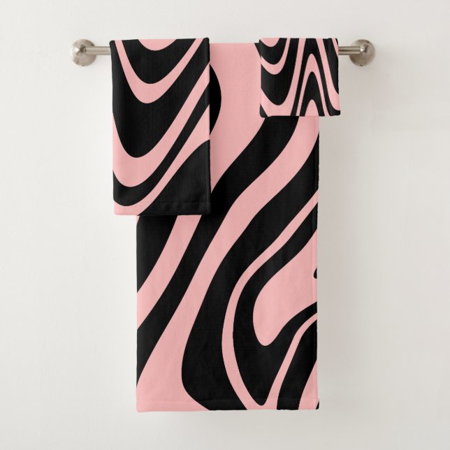 Pink & Black Towel Set (Insitu)