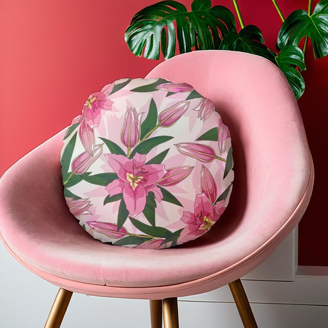Pink Blooming Lilies Round Cushion (Pink Blooming Lilies Round Pillow)