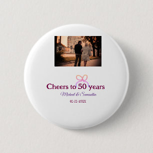 Pink bow cheers to 50 years anniversary wedding 6 cm round badge